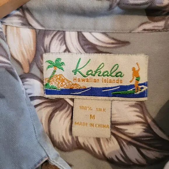 Kahala- Silk Floral Hawaiian button up shirt- size medium - Picture 3 of 5